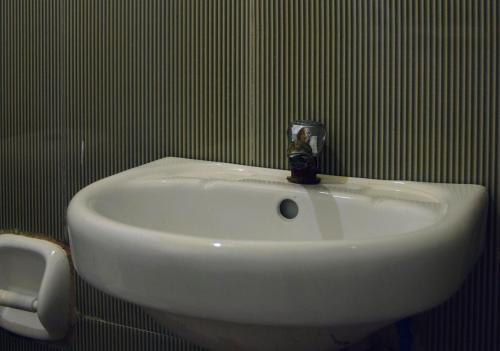 ordinary_sink